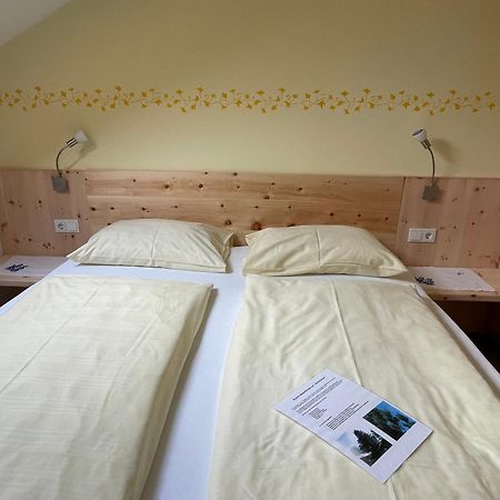 Ferienapartmenthaus Hubertushof มิทเทนวัลด์ ภายนอก รูปภาพ