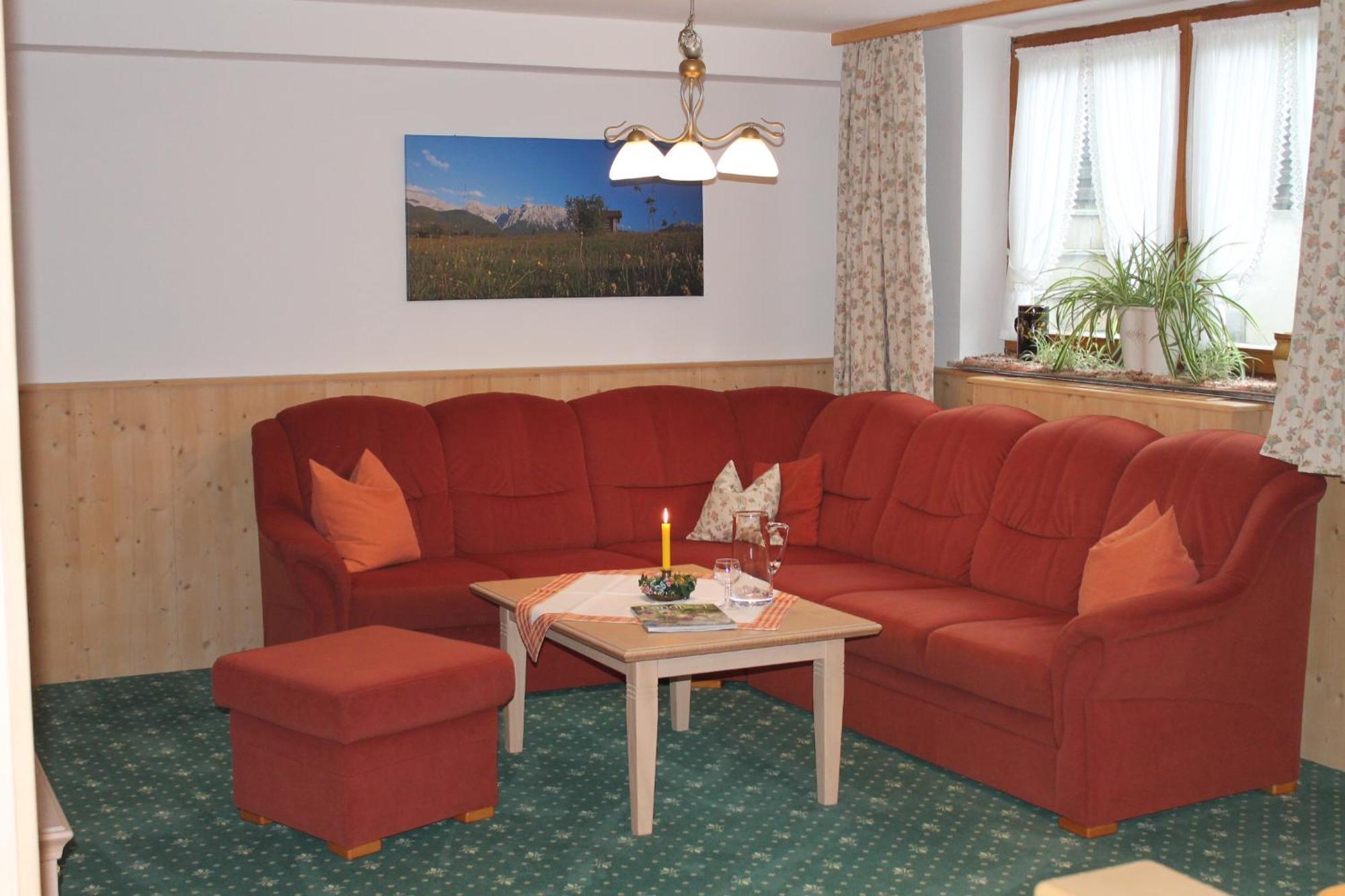 Ferienapartmenthaus Hubertushof มิทเทนวัลด์ ภายนอก รูปภาพ